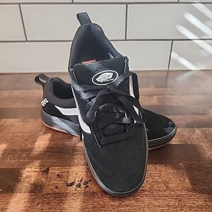 Vans Zahba Men Size 6.5 Women 8 EU 38.5 Skateboard Shoes Black Suede + Gum Sole